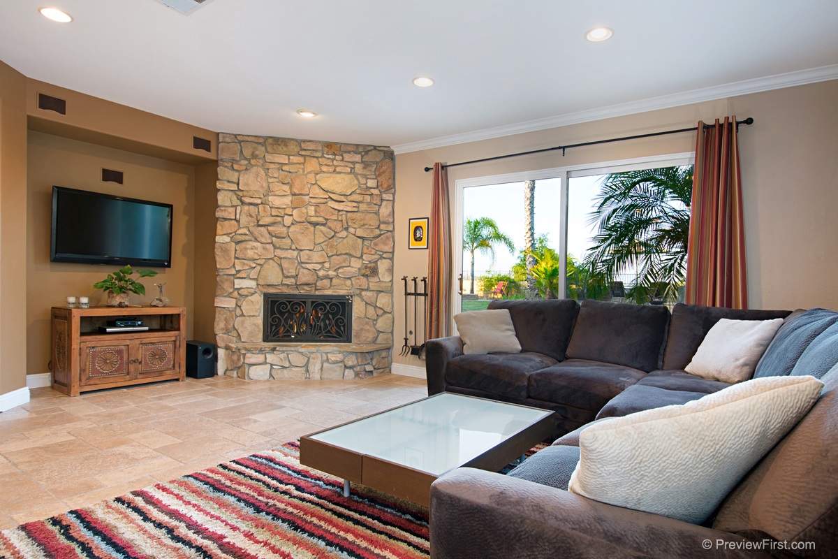 6404 Merlin Dr, Carlsbad, CA 92011 photo 3