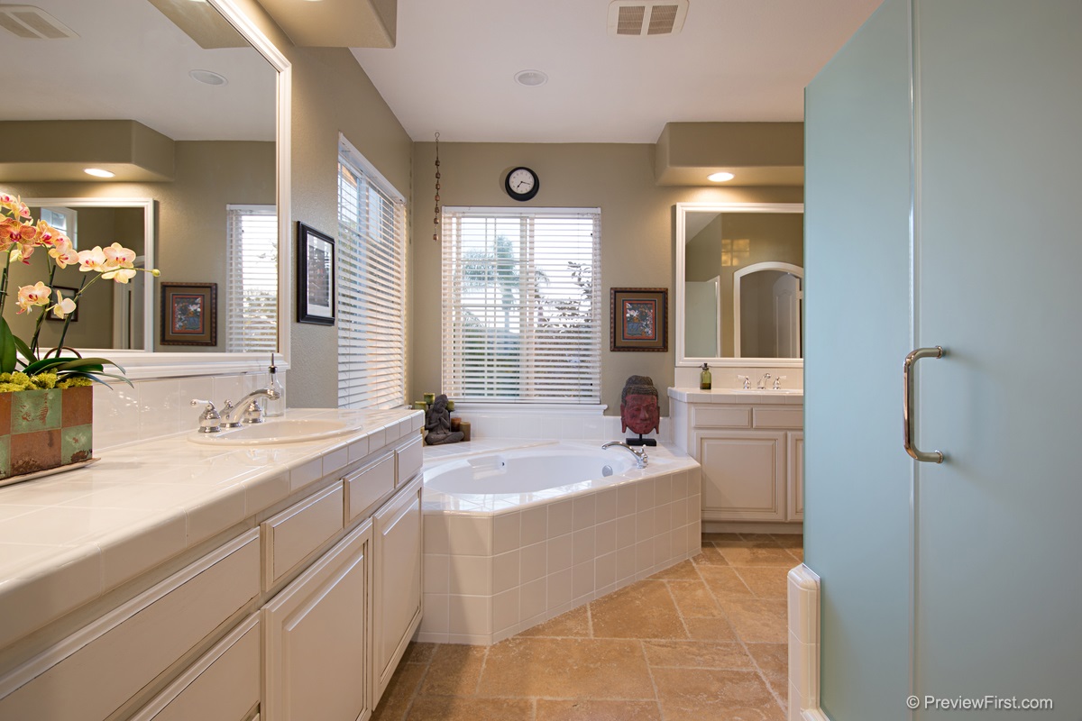 6404 Merlin Dr, Carlsbad, CA 92011 photo 9