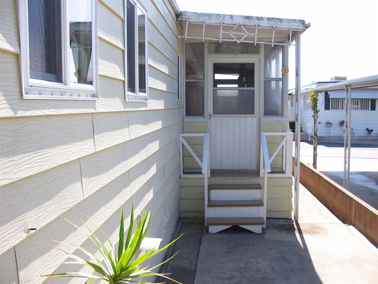 175 Flicker Ln, Oceanside, CA 92057 photo 2