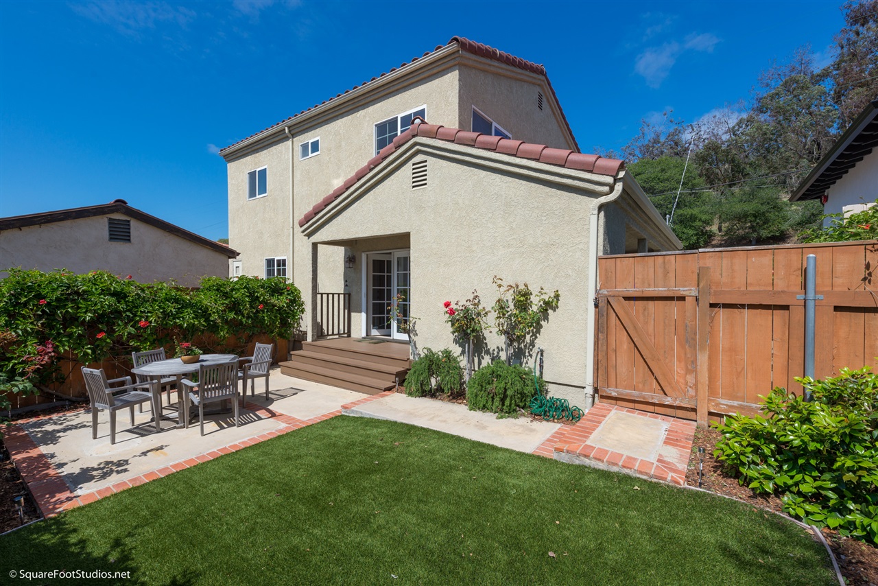 657 Gravilla Pl, La Jolla, CA 92037 photo 5