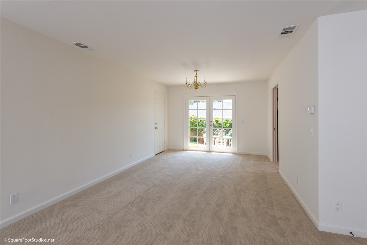 657 Gravilla Pl, La Jolla, CA 92037 photo 14