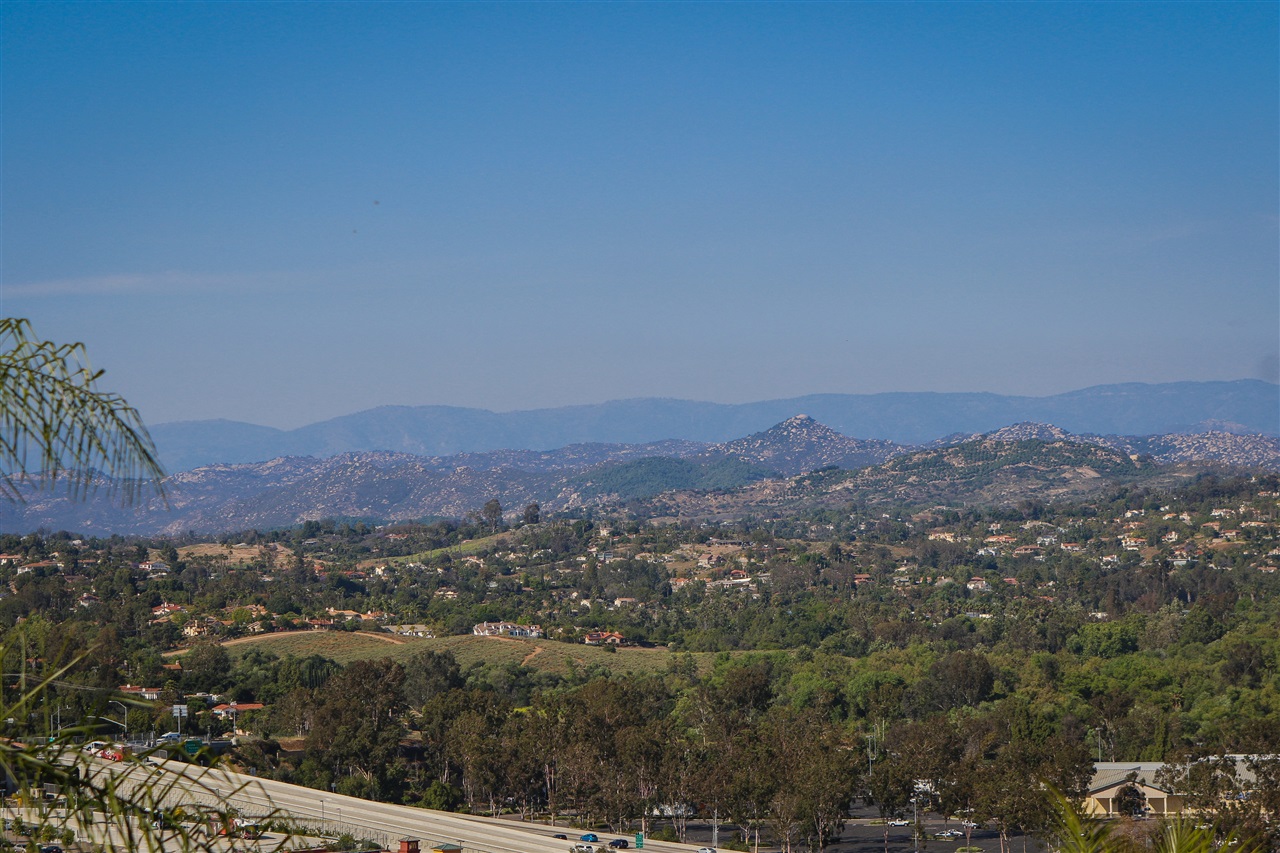 3426 Lomas Serenas Dr, Escondido, CA 92029 photo 25