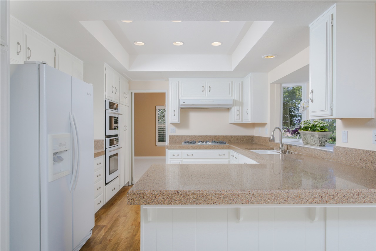 3426 Lomas Serenas Dr, Escondido, CA 92029 photo 8