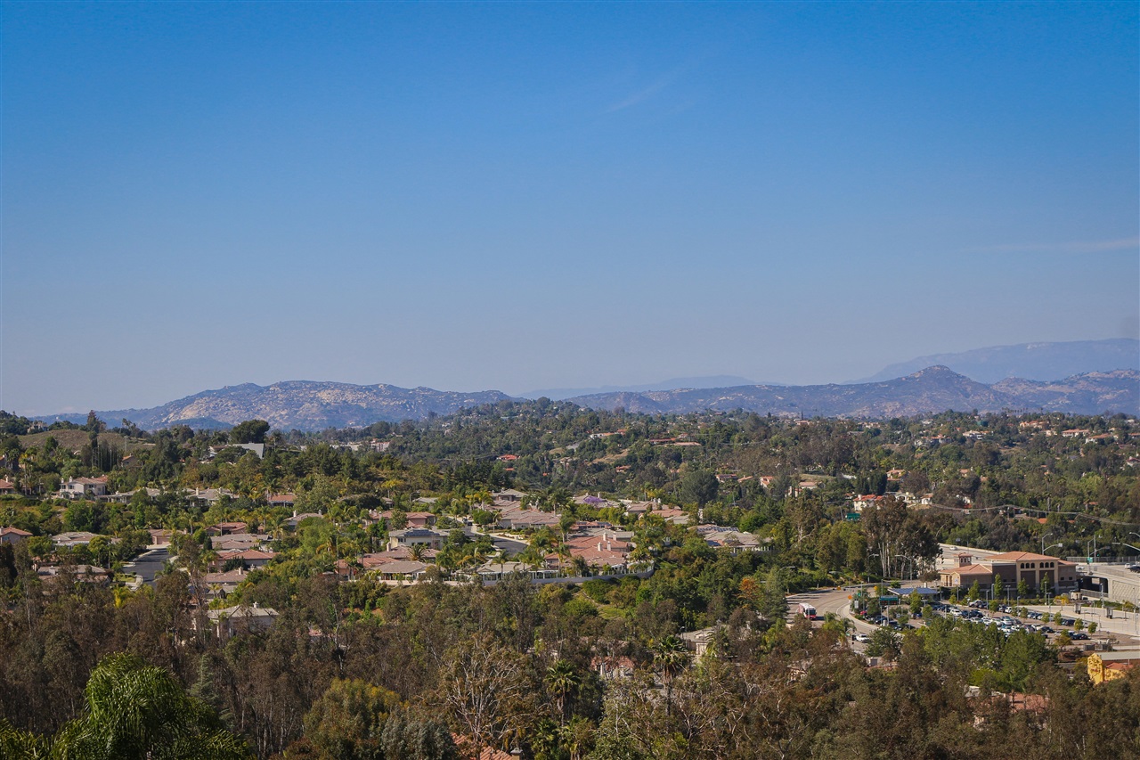 3426 Lomas Serenas Dr, Escondido, CA 92029 photo 19