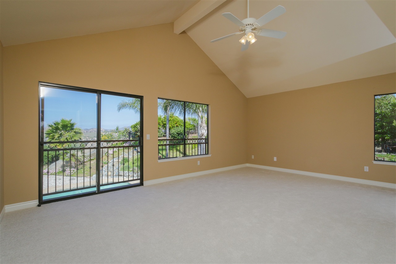 3426 Lomas Serenas Dr, Escondido, CA 92029 photo 11