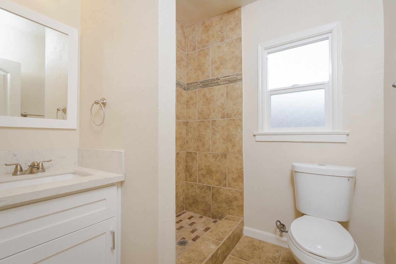 210 W 11th, Escondido, CA 92025 photo 12
