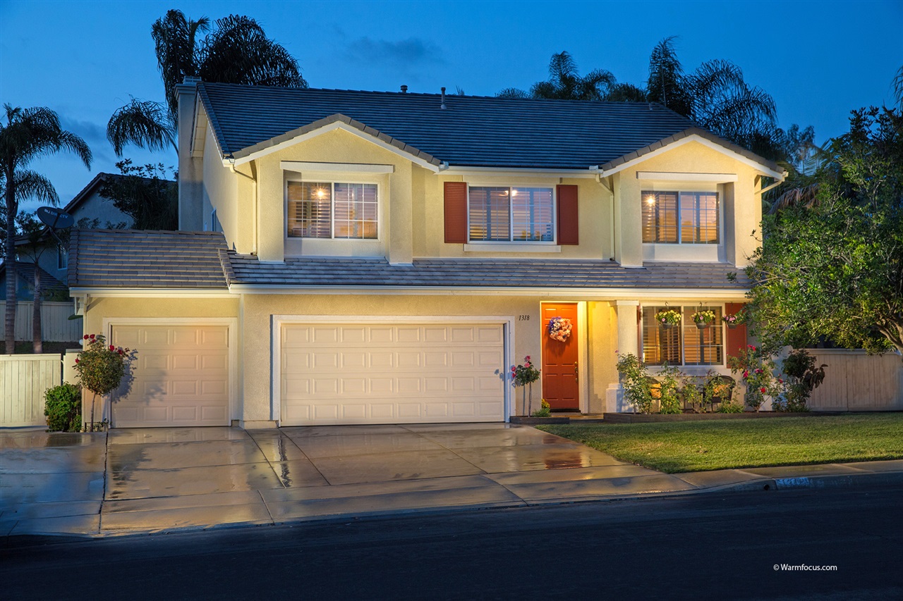 1318 E Taylor St, Vista, CA 92084 photo 1