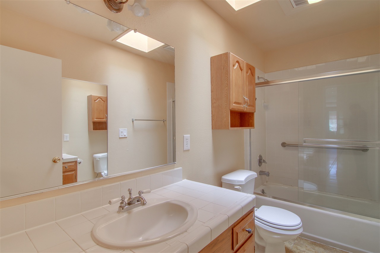3221 Valley Gln, Oceanside, CA 92056 photo 20