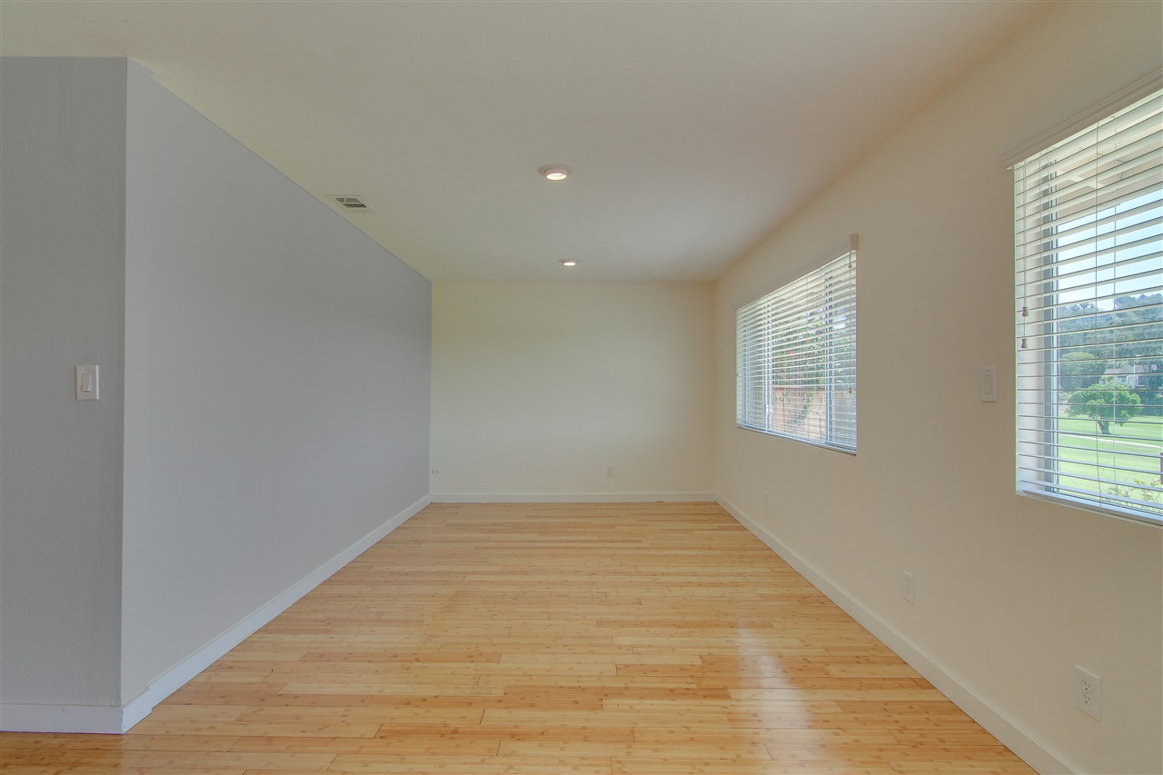 3221 Valley Gln, Oceanside, CA 92056 photo 6