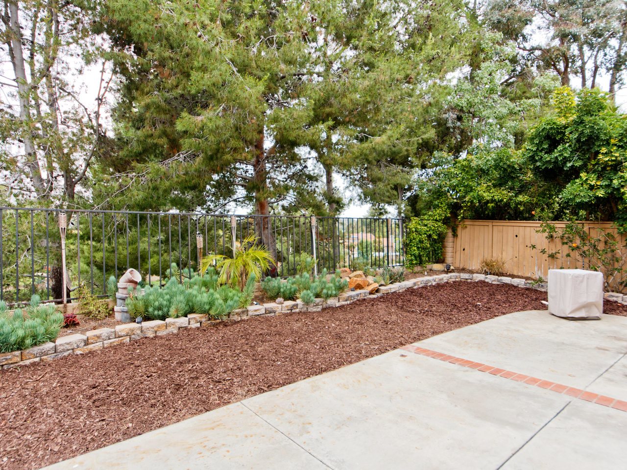 1606 Harbor Dr, Vista, CA 92081 photo 24