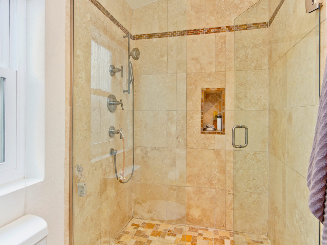 1606 Harbor Dr, Vista, CA 92081 photo 17
