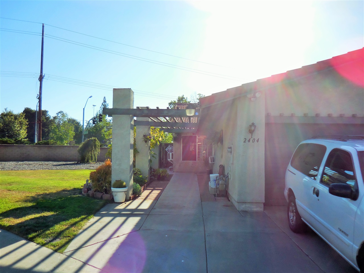 2404 Teaberry Gln, Escondido, CA 92027 photo 2