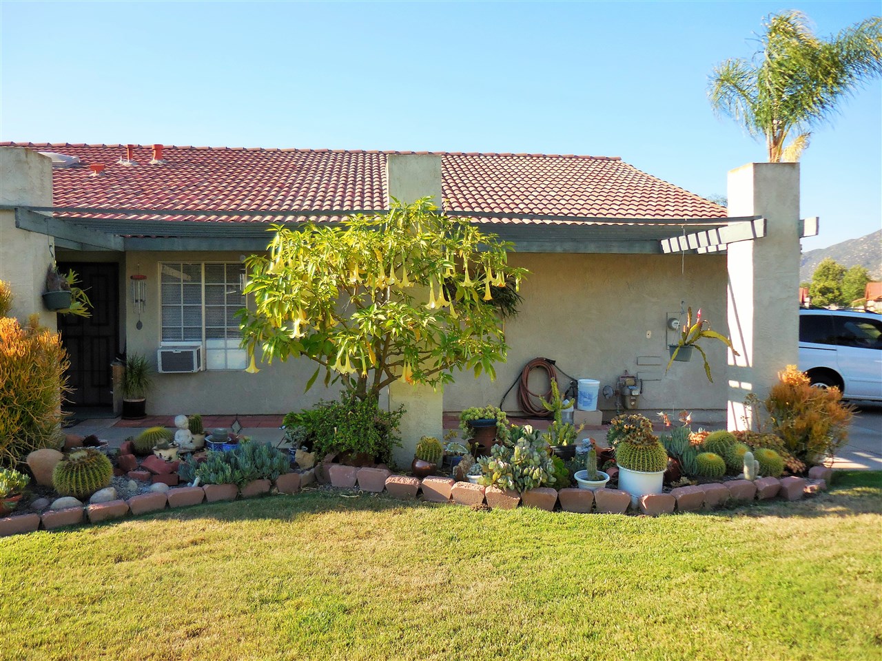 2404 Teaberry Gln, Escondido, CA 92027 photo 1