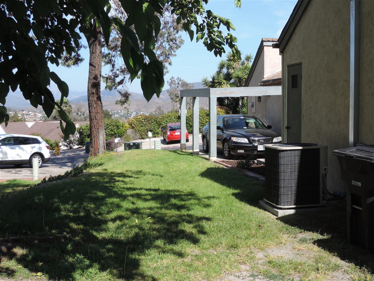 2562 Granada Cir, Spring Valley, CA 91977 photo 4