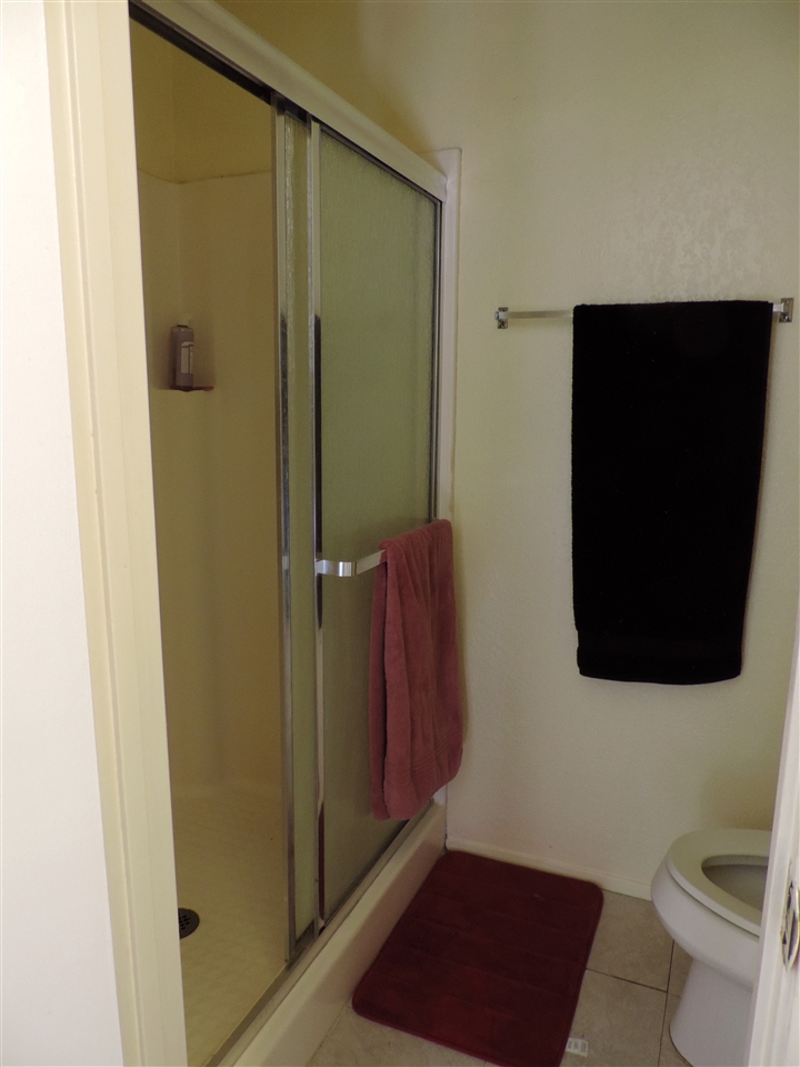 2562 Granada Cir, Spring Valley, CA 91977 photo 12