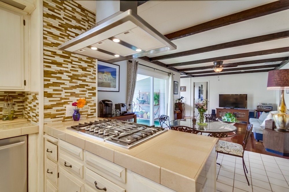 2283 Julie Pl, Carlsbad, CA 92008 photo 14