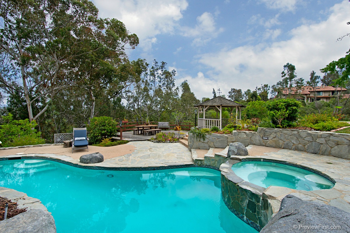 808 Woodside Ln, Encinitas, CA 92024 photo 24