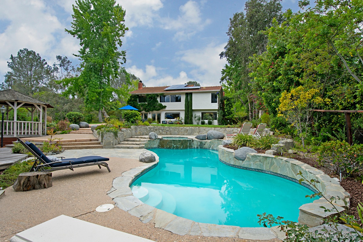 808 Woodside Ln, Encinitas, CA 92024 photo 1
