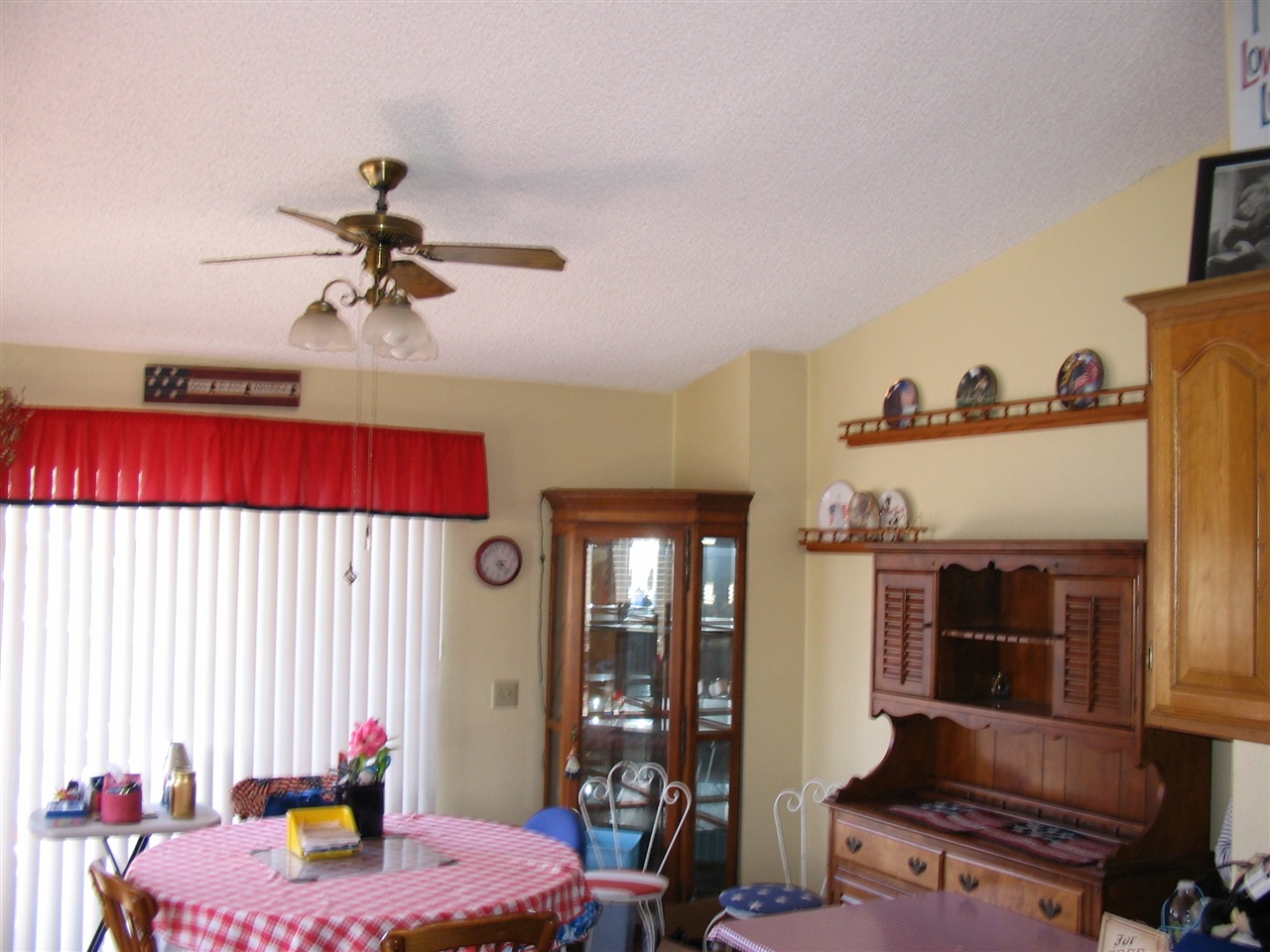 158 Roadrunner Ln, Oceanside, CA 92057 photo 9