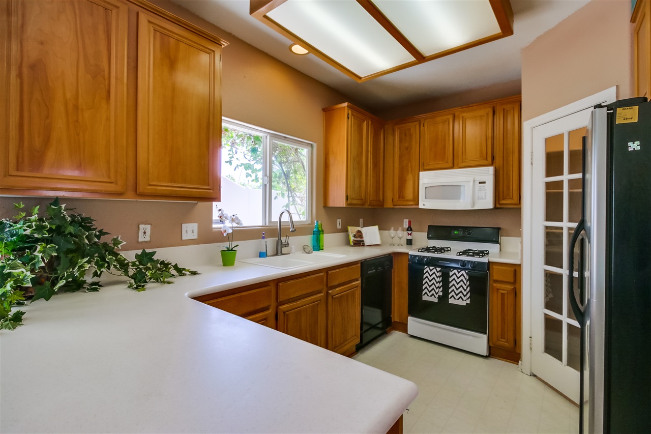 4677 Parks Ave, La Mesa, CA 91942 photo 8