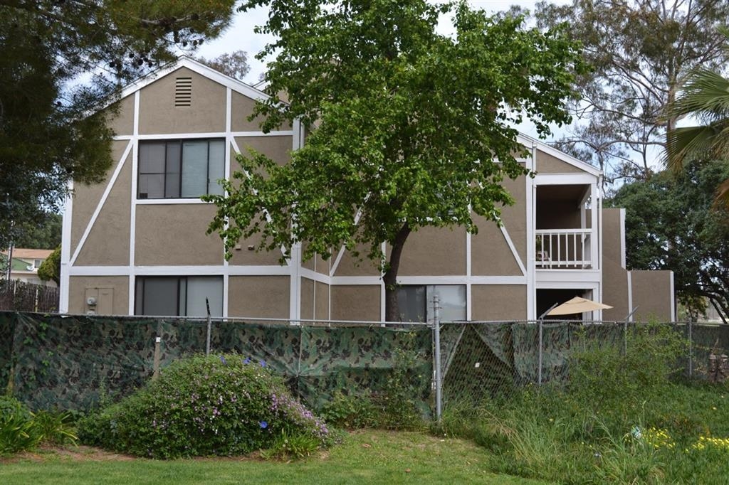 1187-89 Alturas Rd, Fallbrook, CA 92028 photo 1