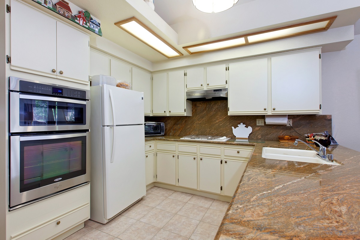 1584 Madrid Dr, Vista, CA 92081 photo 13