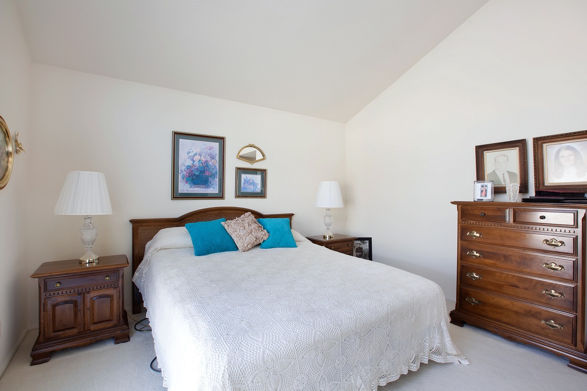 1584 Madrid Dr, Vista, CA 92081 photo 20