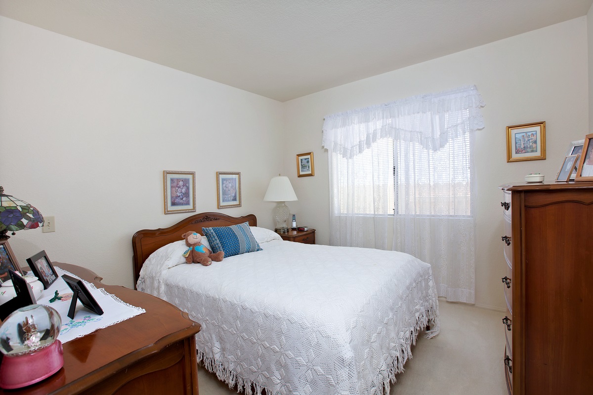 1584 Madrid Dr, Vista, CA 92081 photo 17