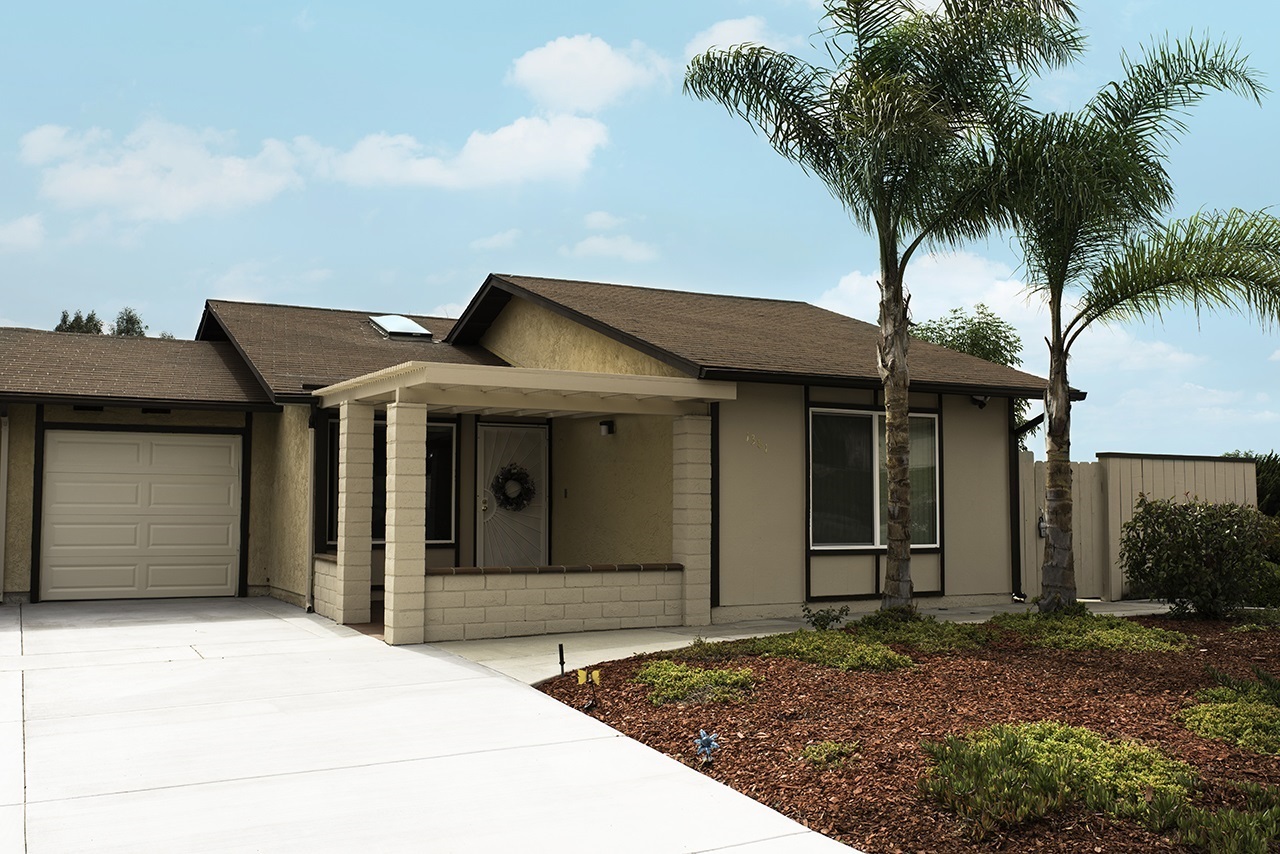 1381 Casper St, Oceanside, CA 92056 photo 1