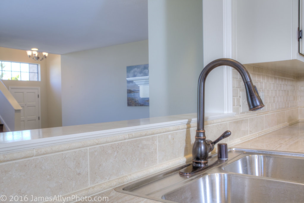 2307 Caringa UNIT b, Carlsbad, CA 92009 photo 9