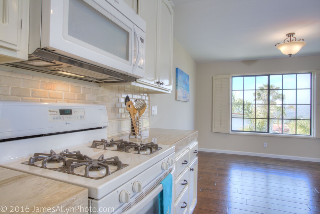 2307 Caringa UNIT b, Carlsbad, CA 92009 photo 11