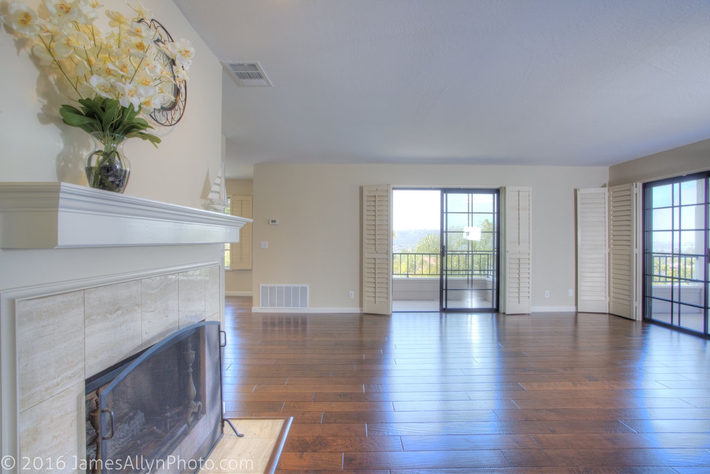 2307 Caringa UNIT b, Carlsbad, CA 92009 photo 3