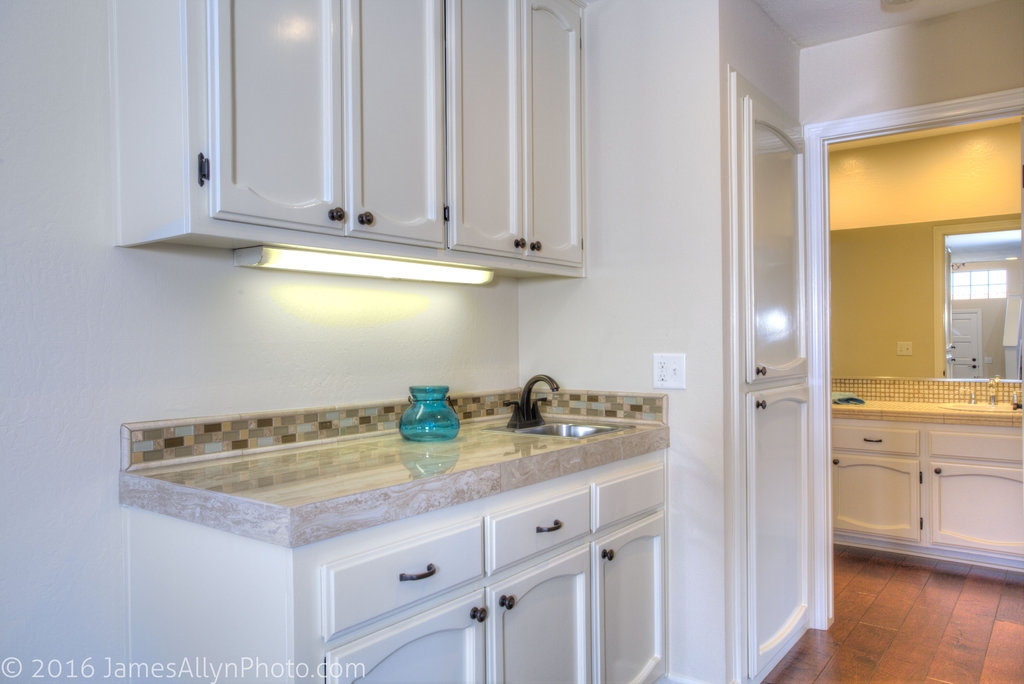 2307 Caringa UNIT b, Carlsbad, CA 92009 photo 8