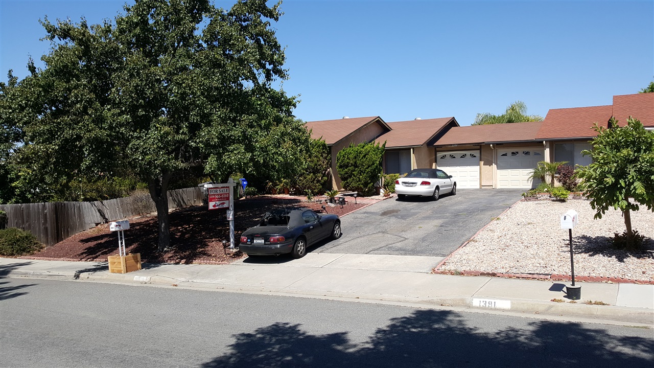 1393 Peacock Blvd, Oceanside, CA 92056 photo 2