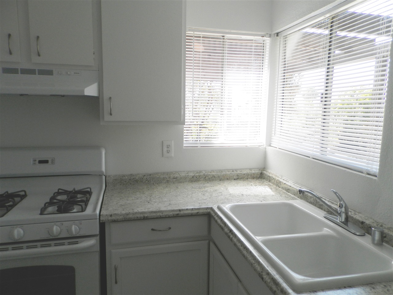 4749 Rising Glen Dr, Oceanside, CA 92057 photo 14