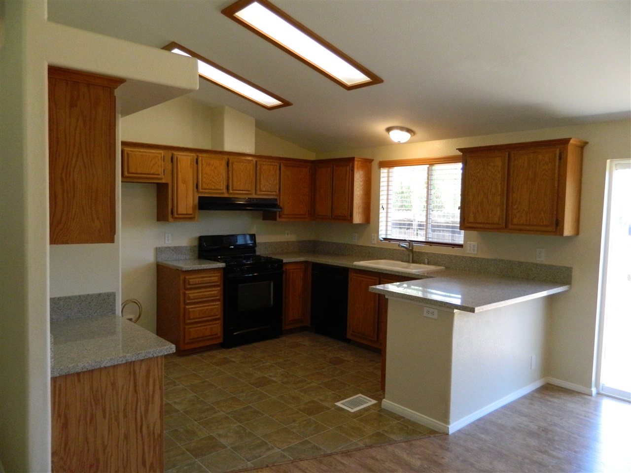 15935 Spring Oaks Rd # 137, El Cajon, CA 92021 photo 6