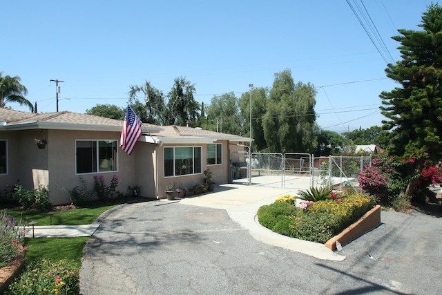 804 W 7th Ave, Escondido, CA 92025 photo 2