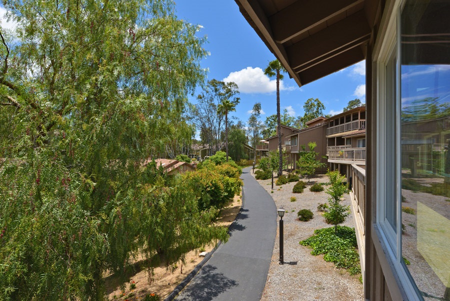 417 Windyridge Gln, Escondido, CA 92026 photo 9