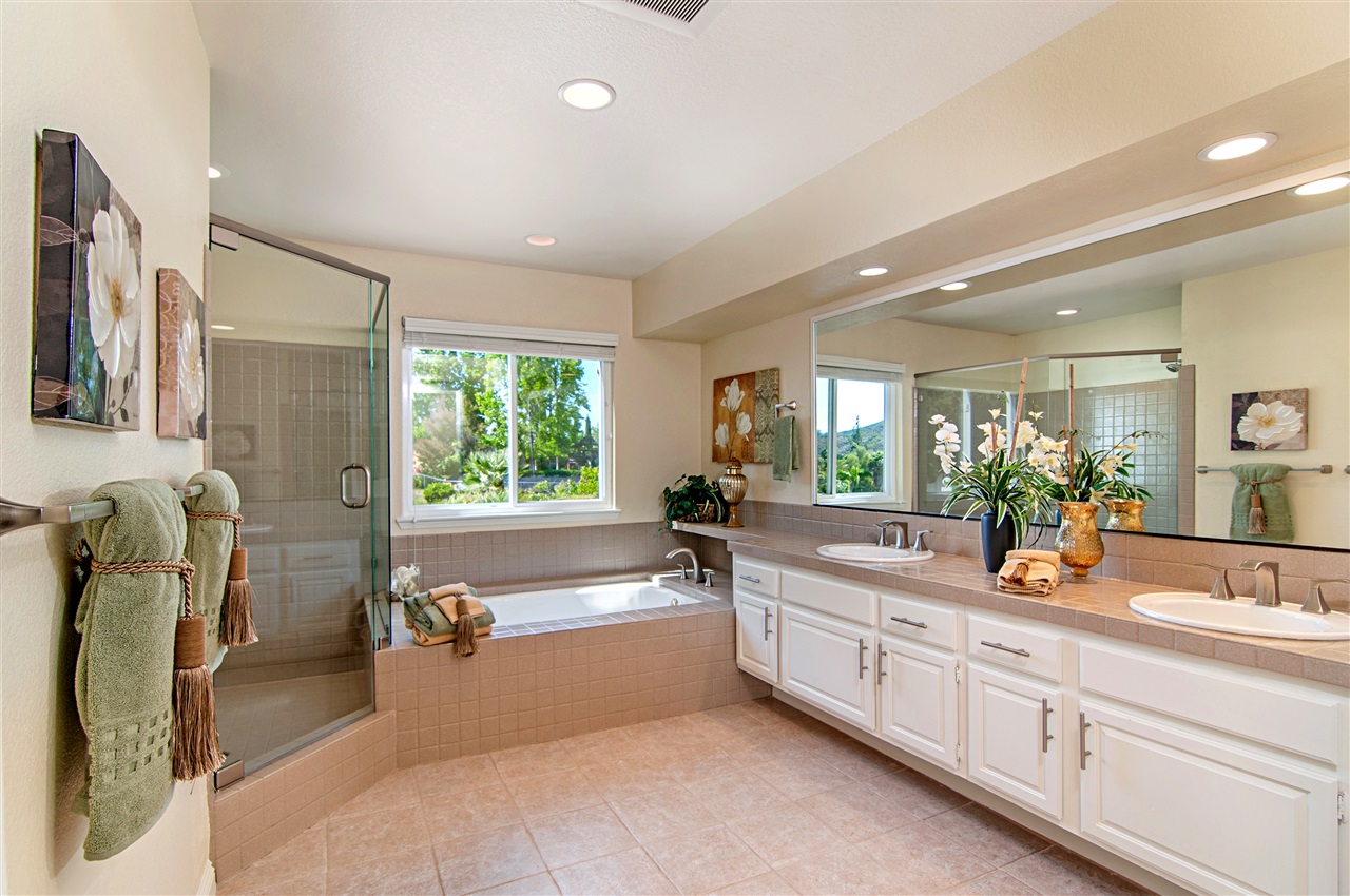 3521 Monte Real, Escondido, CA 92029 photo 8
