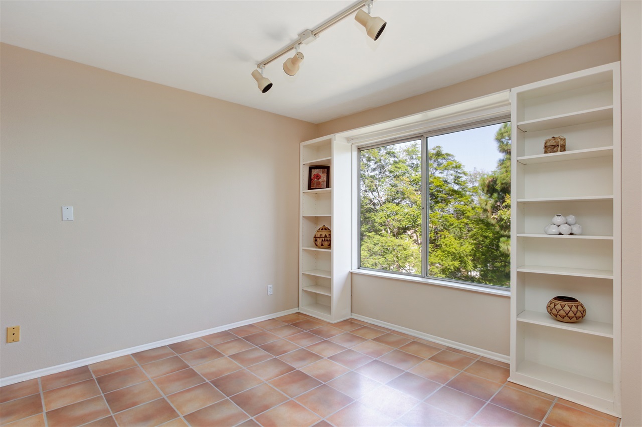4232 Fiesta Way #4, Oceanside, CA 92057 photo 5