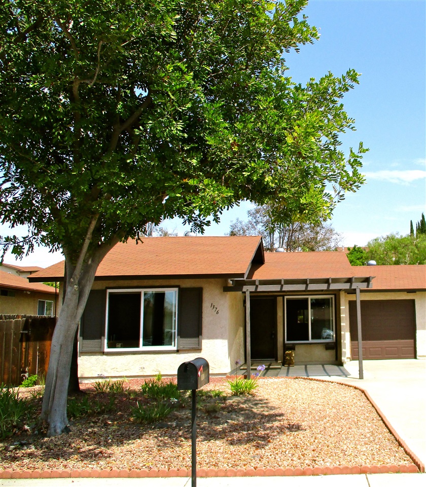 1376 Panorama Rdg, Oceanside, CA 92056 photo 1