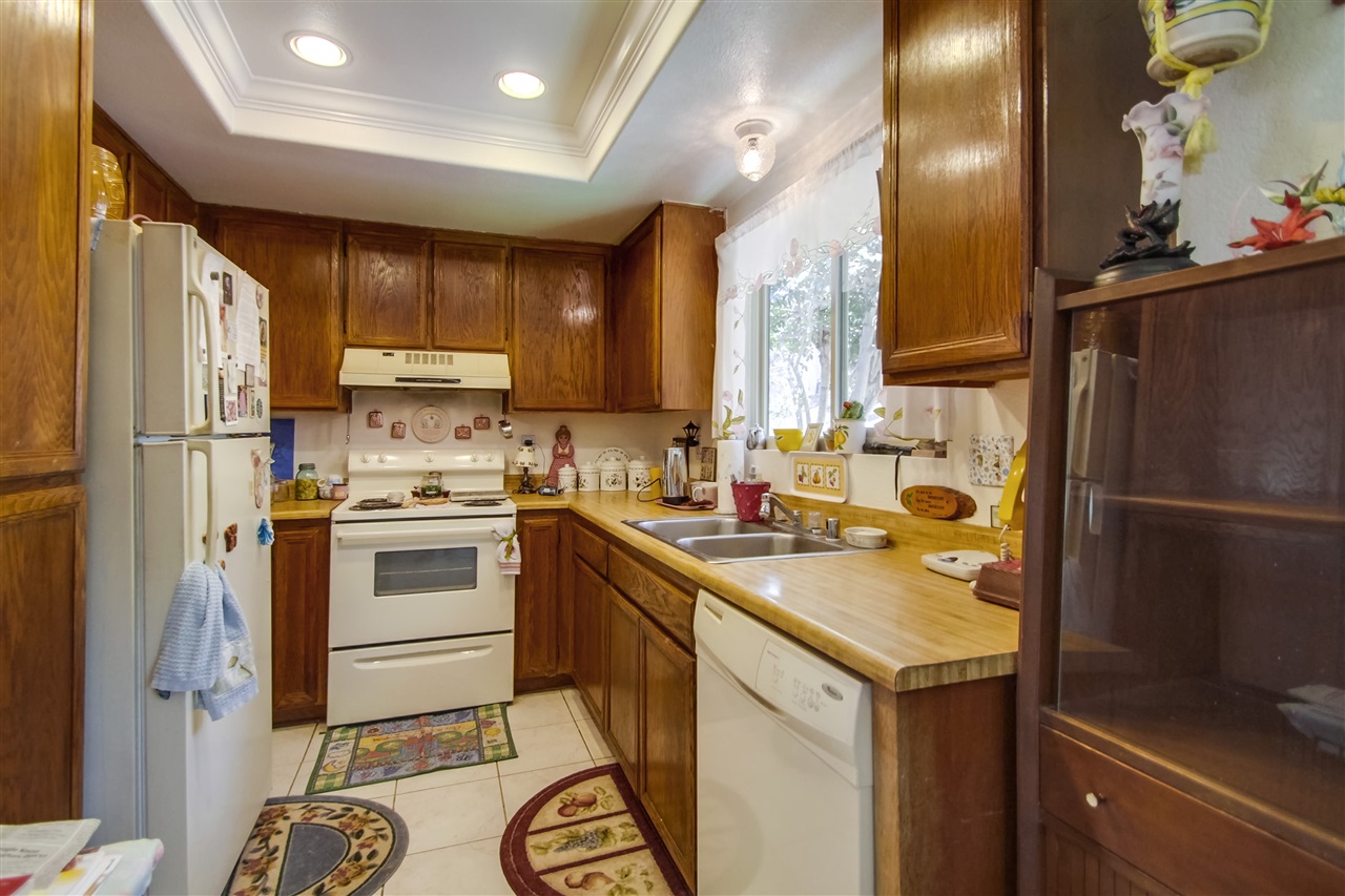1252 Sundown Gln, Escondido, CA 92026 photo 5