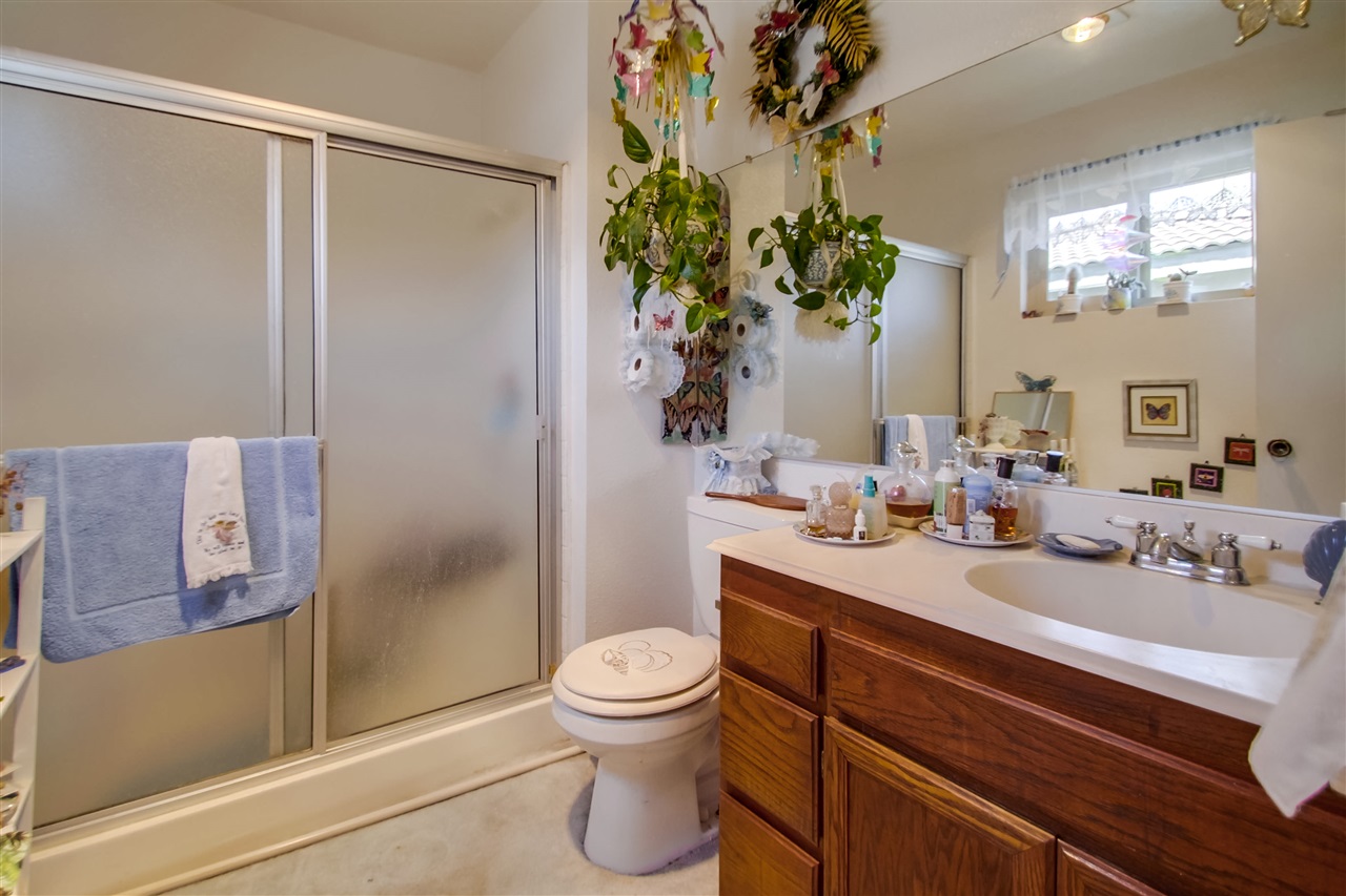 1252 Sundown Gln, Escondido, CA 92026 photo 8