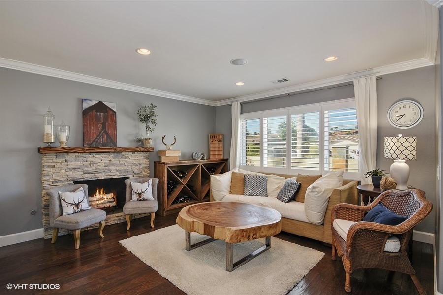 2082 Village Wood Rd, Encinitas, CA 92024 photo 4