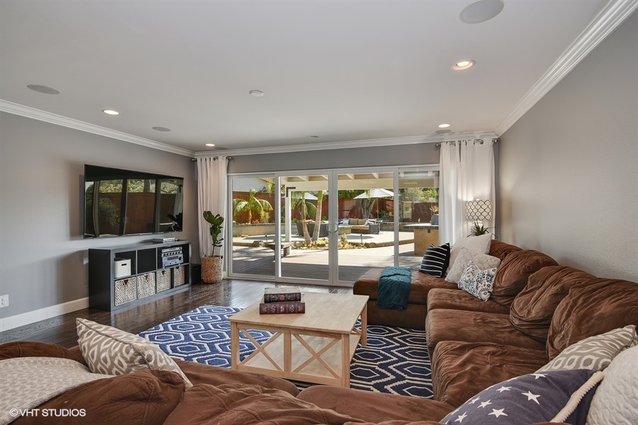 2082 Village Wood Rd, Encinitas, CA 92024 photo 7
