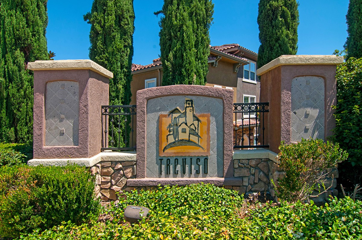 73 Via Sovana, Santee, CA 92071 photo 1