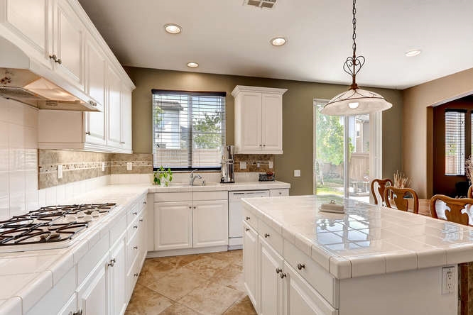 3824 Lake Park St, Fallbrook, CA 92028 photo 9