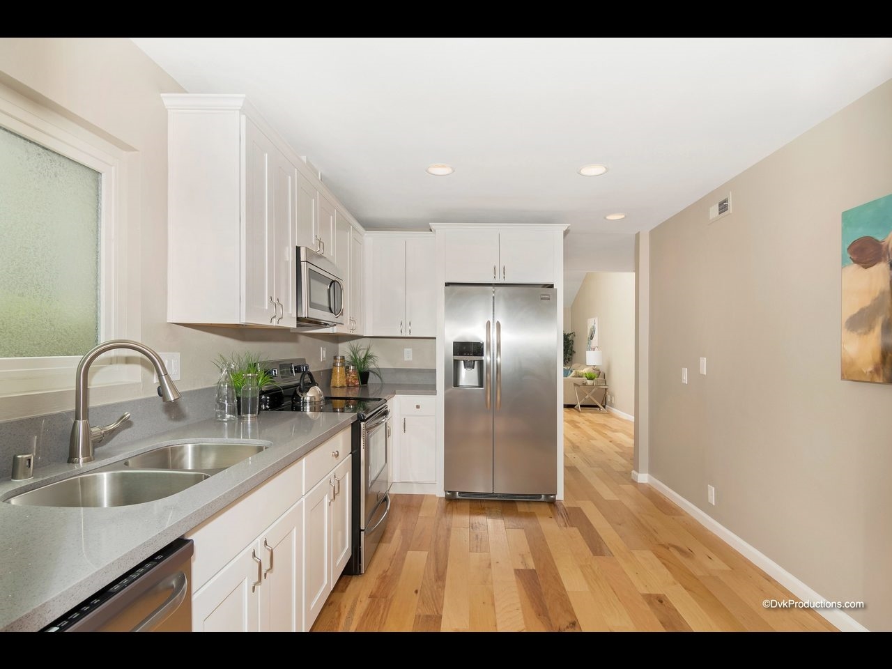 8243 Caminito Modena, La Jolla, CA 92037 photo 11
