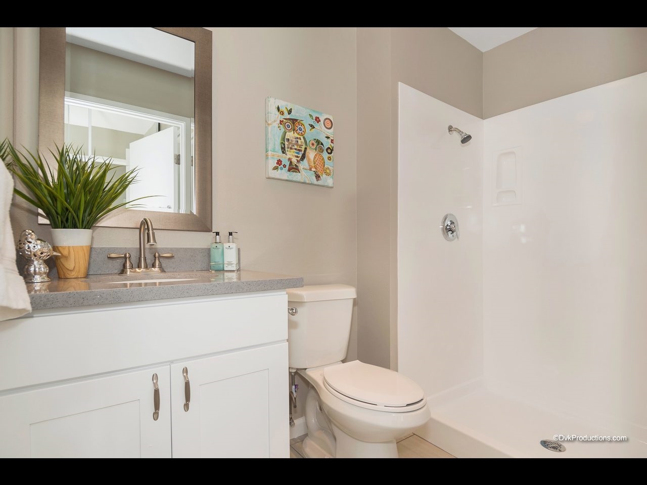 8243 Caminito Modena, La Jolla, CA 92037 photo 14