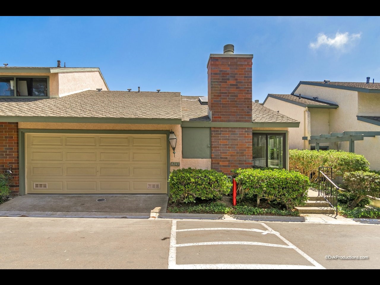 8243 Caminito Modena, La Jolla, CA 92037 photo 1